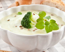 Super Fast Potato & Broccoli Chowder